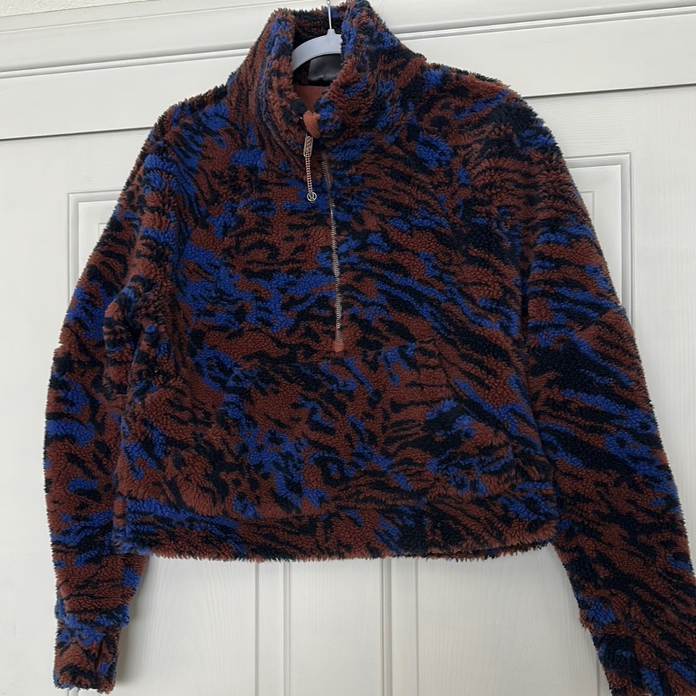 Brown and Blue Fleece Scuba Pullover
